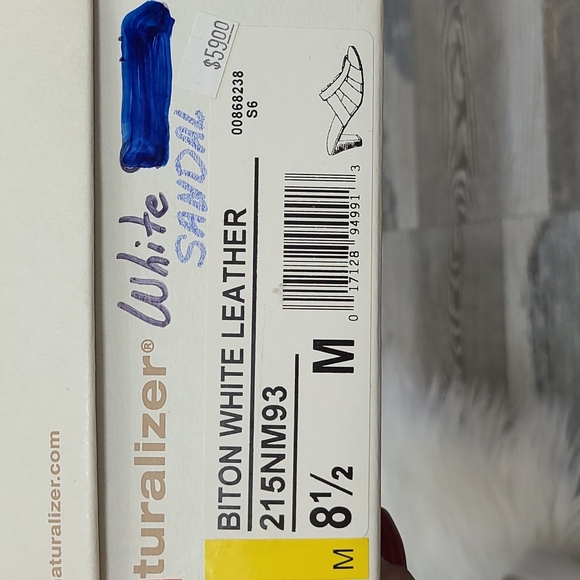 Naturalizer Biton White Heel Sandal - Picture 8 of 8